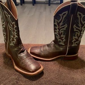 Justin Cowboy Boots
